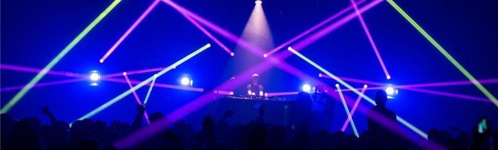 DJS Y MINITECAS MEDELLÍN