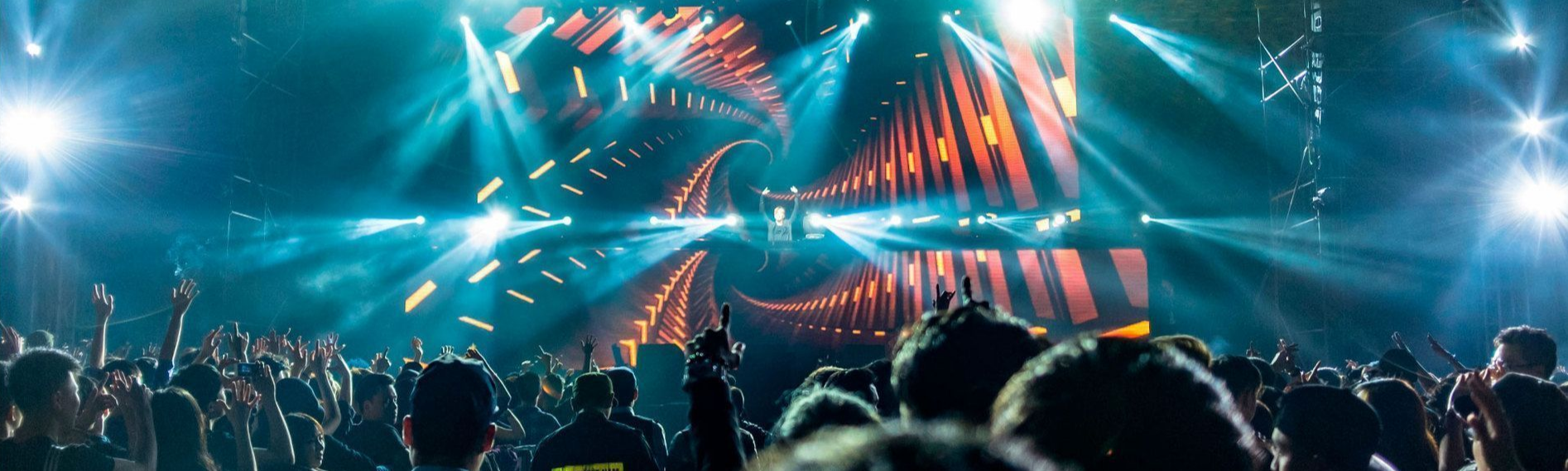 EVENT & WEDDING PLANNER