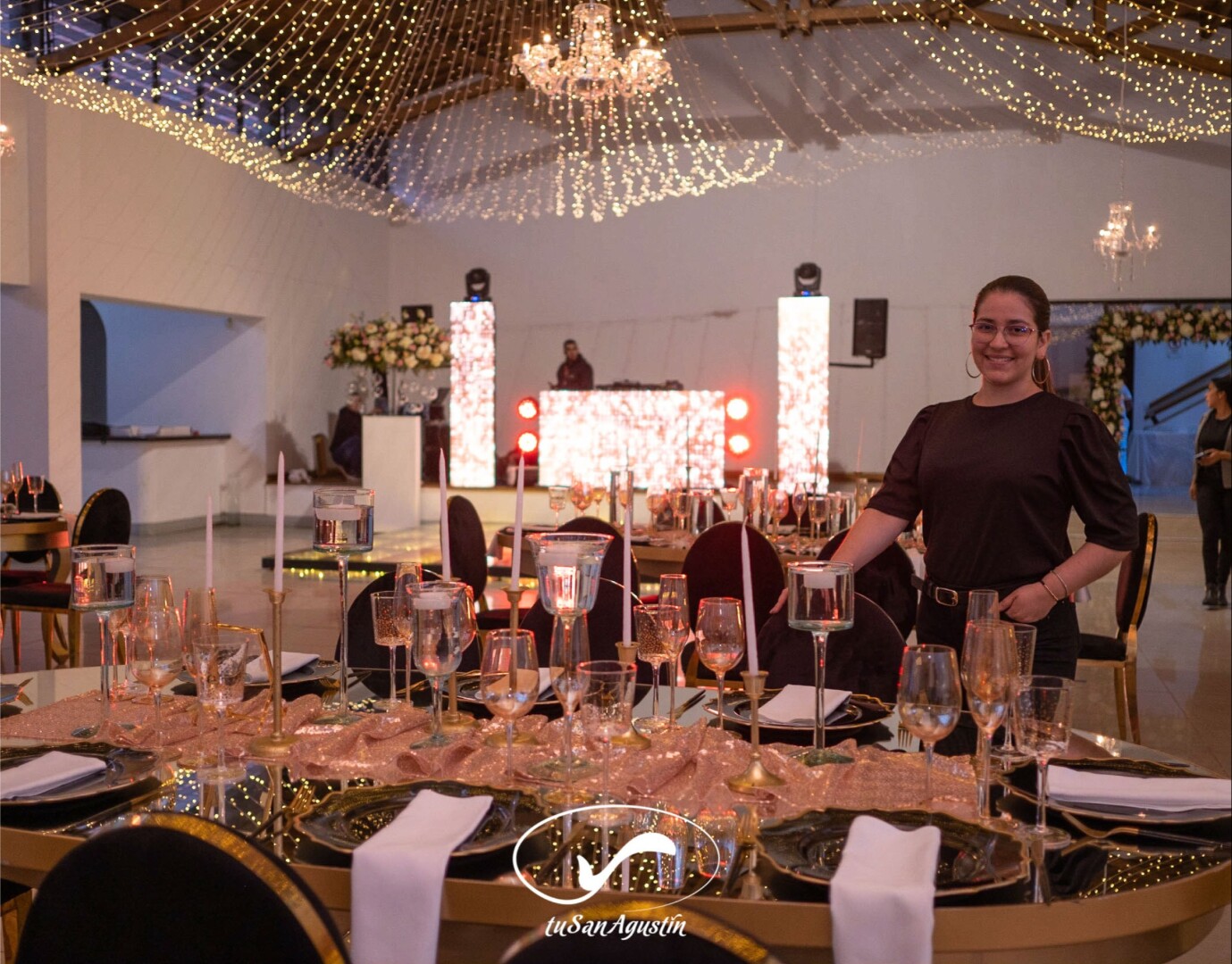 FIESTA DE QUINCE AÑOS  EVENT PLANNER