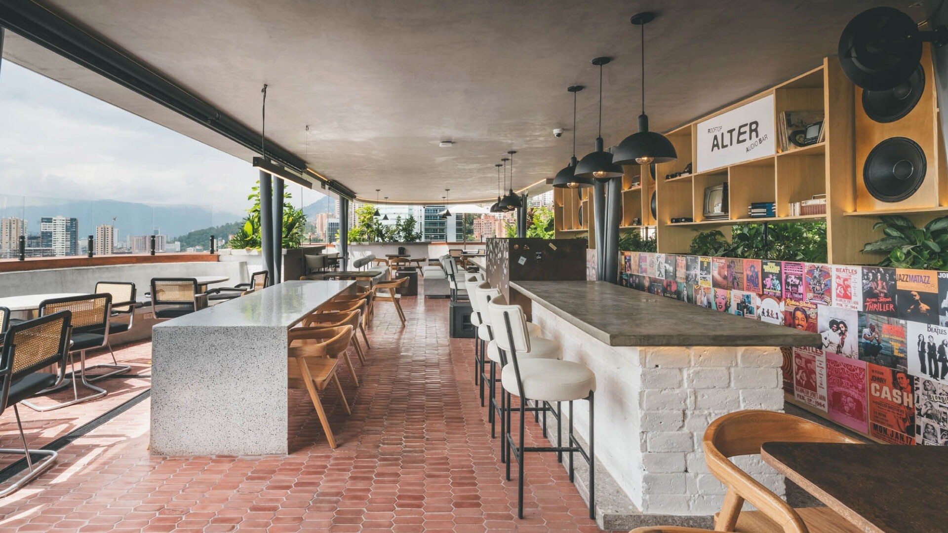 Alter Rooftop
