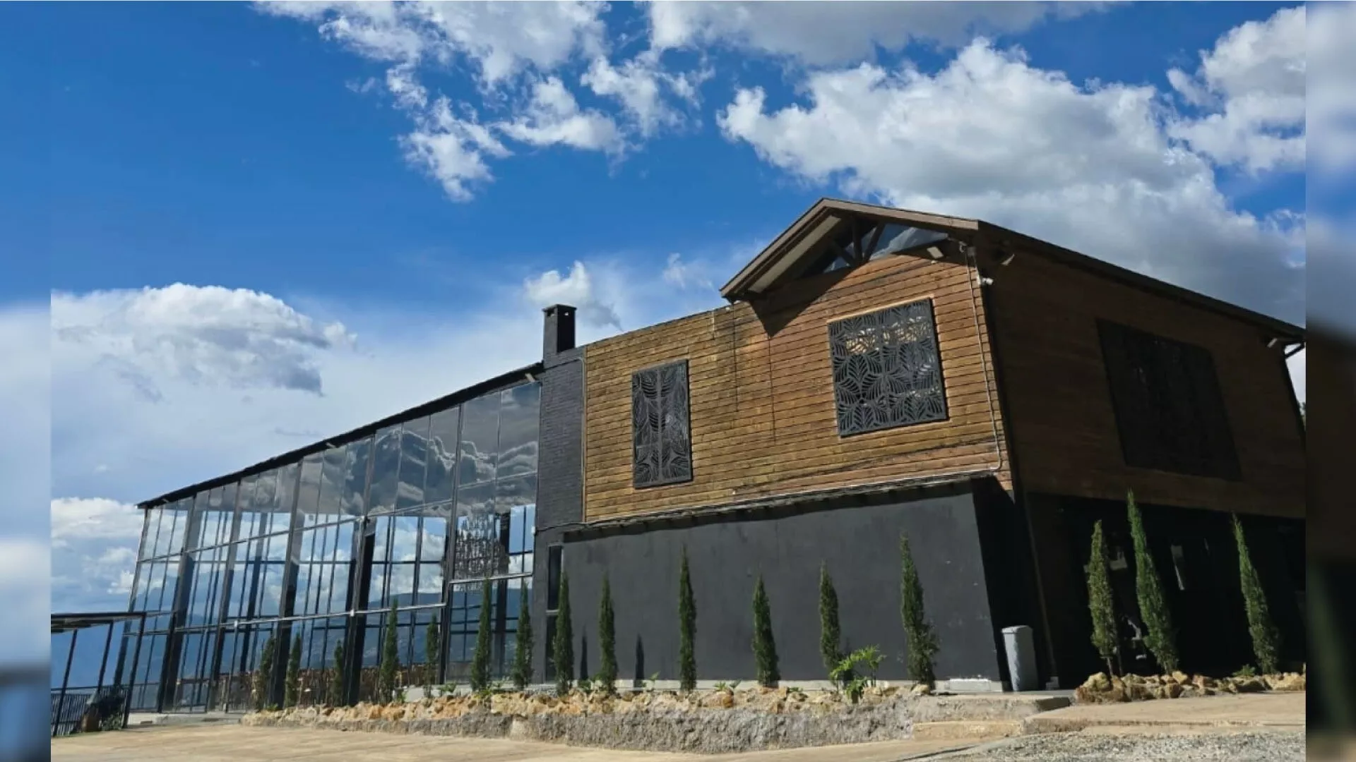 Montview Hotel Boutique 1