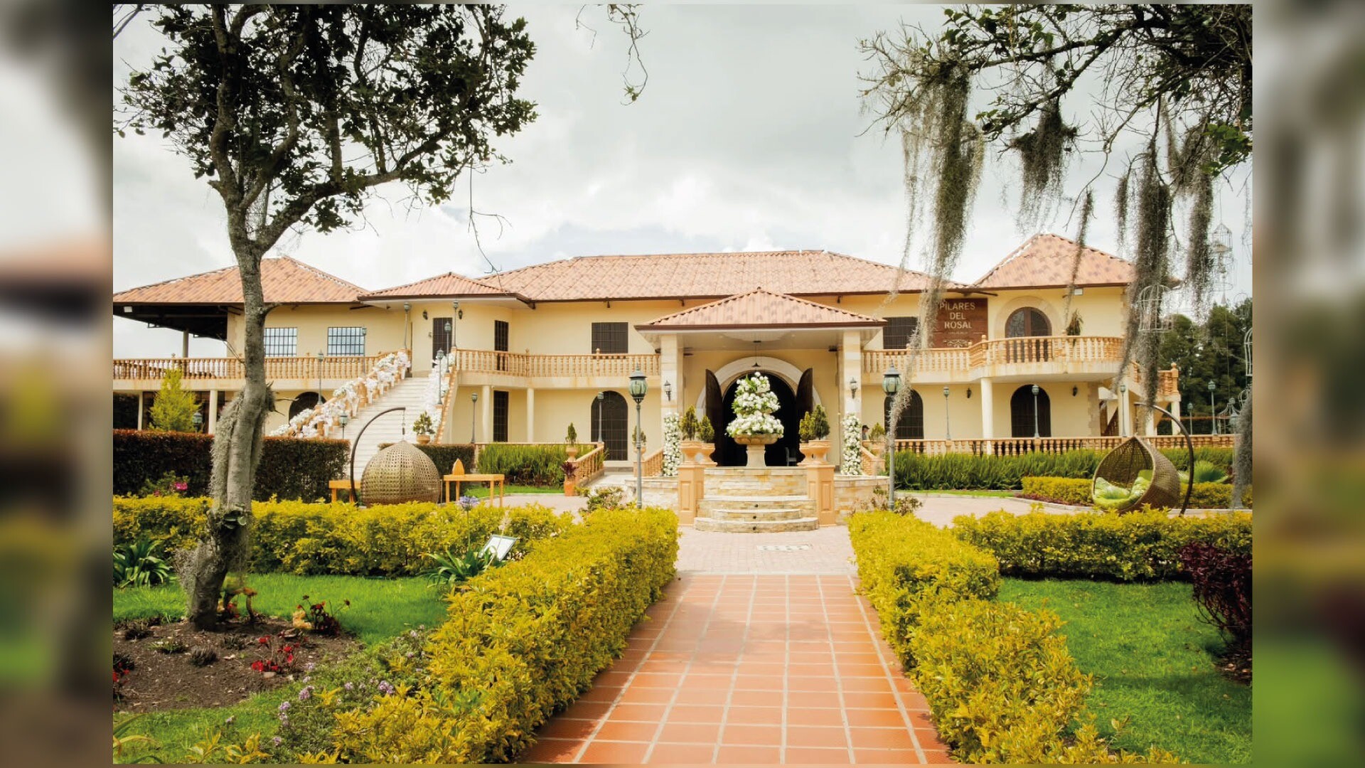 Pilares del Rosal Hacienda Eventos