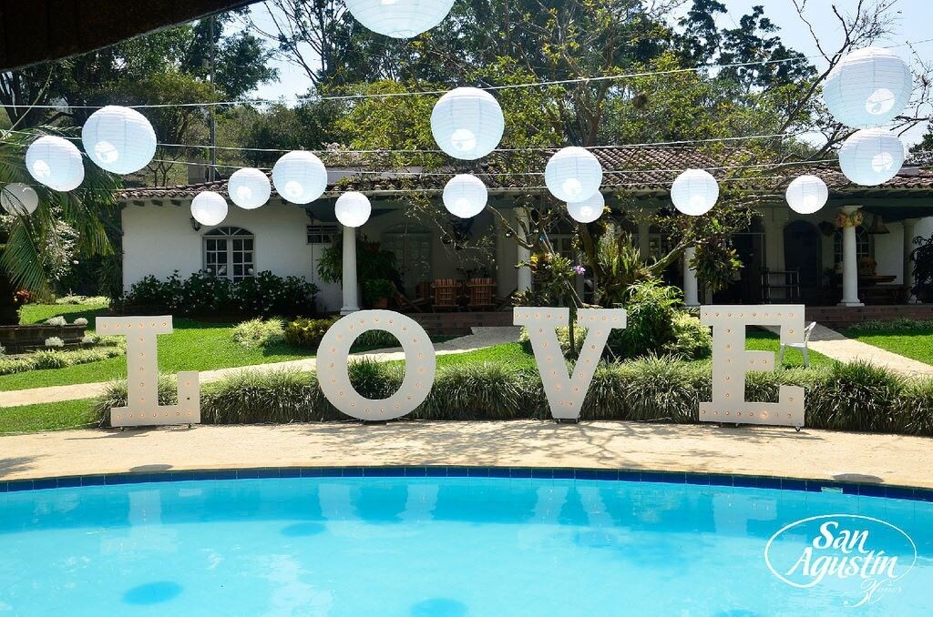 LETRAS GIGANTES PARA BODAS MEDELLÍN