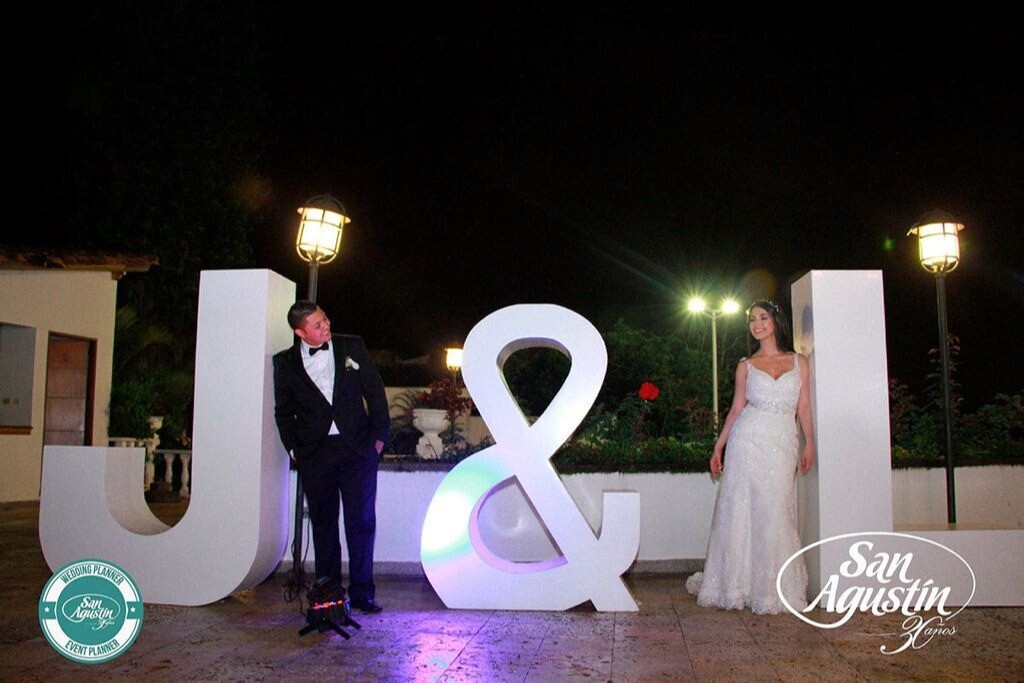 LETRAS GIGANTES PARA BODAS MEDELLÍN