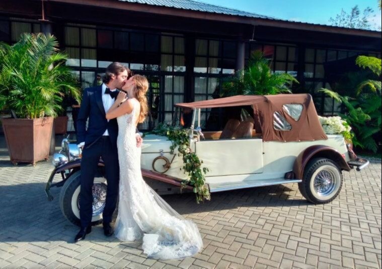 AUTOS CLÁSICOS Y ANTIGUOS PARA BODAS MEDELLÍN