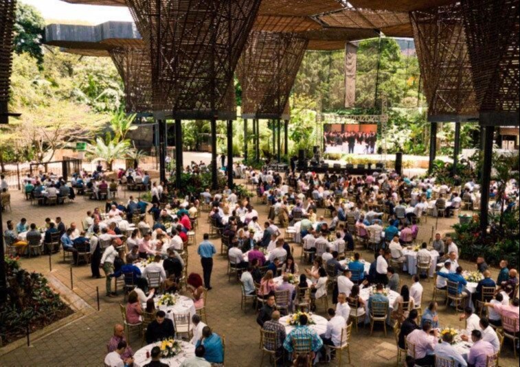 ESPECTÁCULOS PARA EVENTOS EMPRESARIALES MEDELLÍN